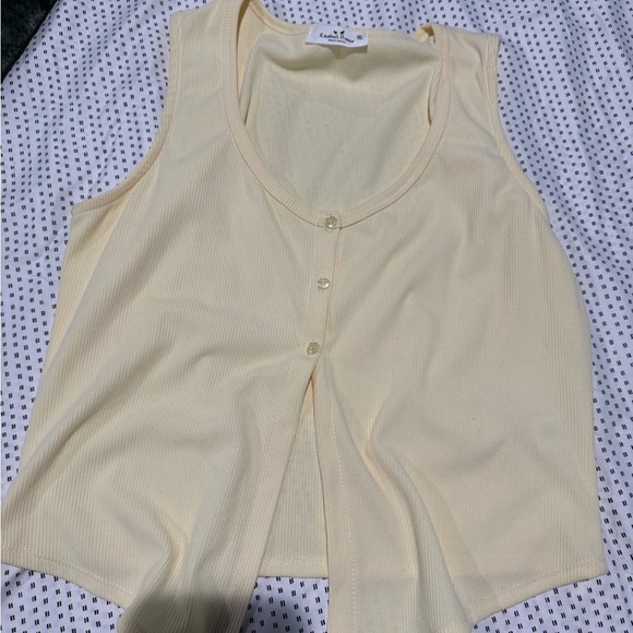 Macy's Light Yellow Button-Front Tank Top - Picture 1 of 5